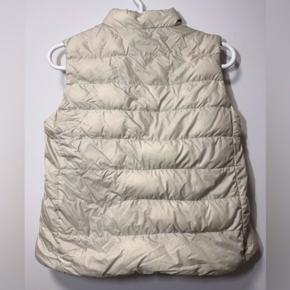 Uniqlo Ultra Light Down Vest White Cream size S Women - Picture 5 of 8